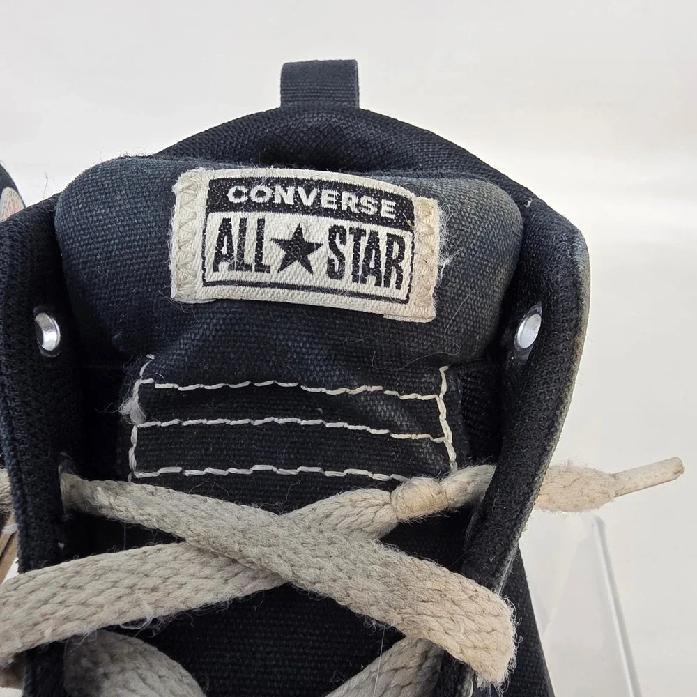 Converse ships from